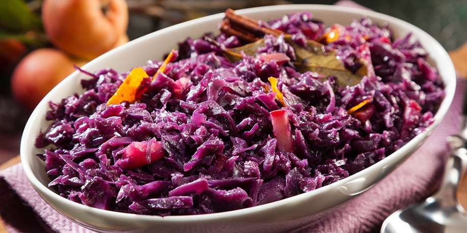 Braised Red Cabbage with Apple