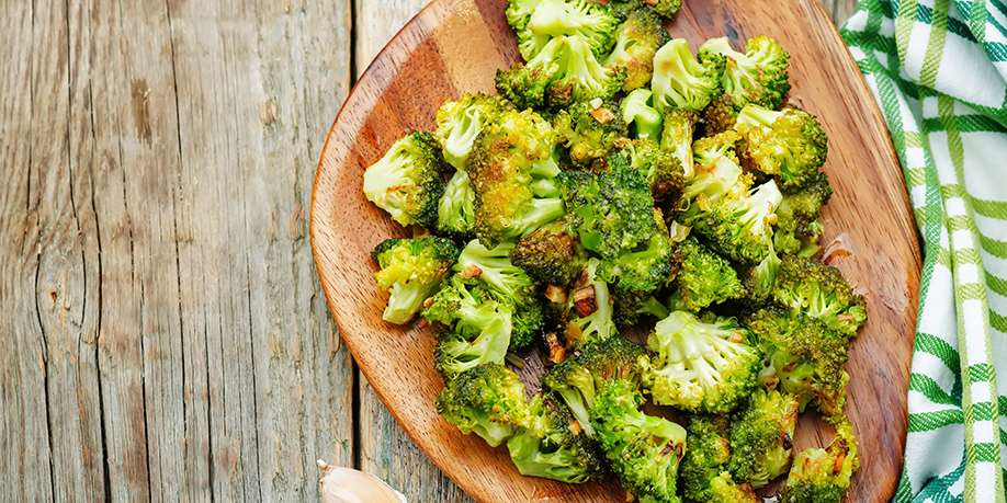 Broccoli with Garlic and Lemon