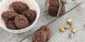 Chocolate Cookies with Pistachios