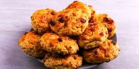 Cottage Cheese and Oatmeal Cookies with Raisins