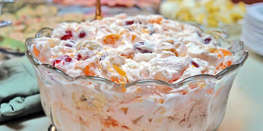 Creamy Salad with Grapes