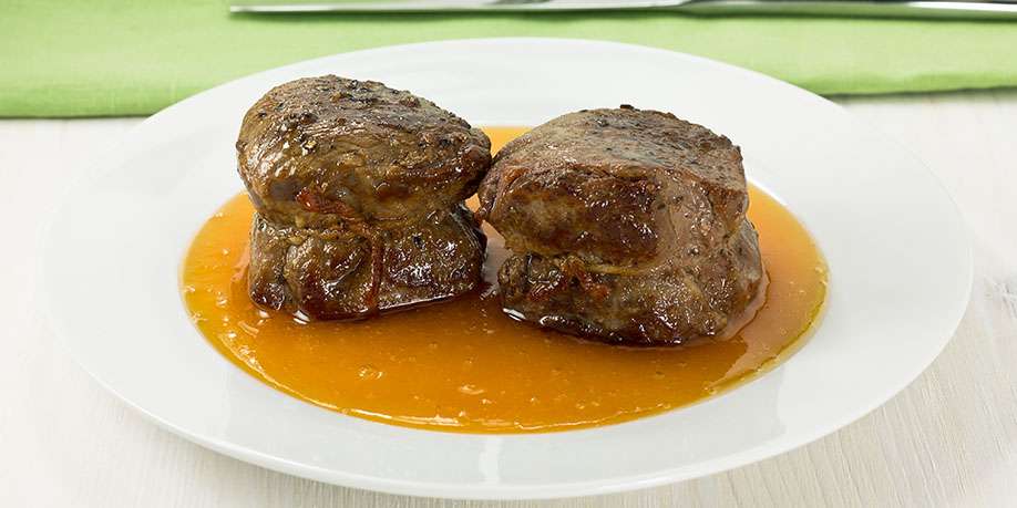 Filet Mignon with Creamy and Pepper Sauce