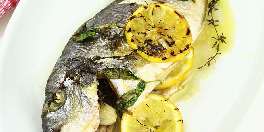 Sea Bream Baked in the Oven with Lemon and Basil