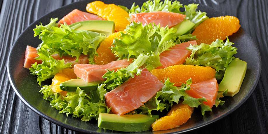 Smoked Salmon and Vegetables Salad
